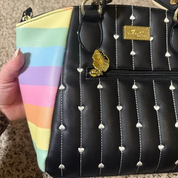 Betsy Johnson Rainbow Black Quilted Heart Satchel Handbag Purse Women’s - Picture 7 of 12